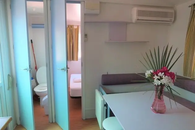 Bungalov (2 adults + 2 children)