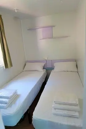 Standard Karavan (4 pax)