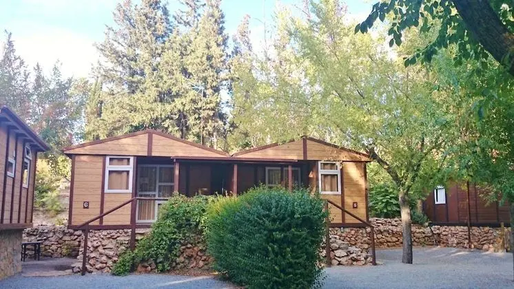 Bungalov, 1 Çift Kişilik Yatak ve Çekyat (3 - 4 pax)