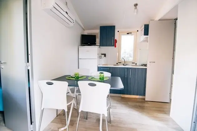 Basic Karavan, 1 Yatak Odası, Veranda (Small)