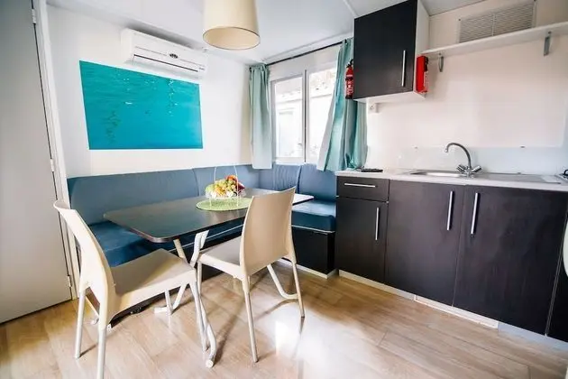 Superior Karavan, 2 Yatak Odası, Veranda