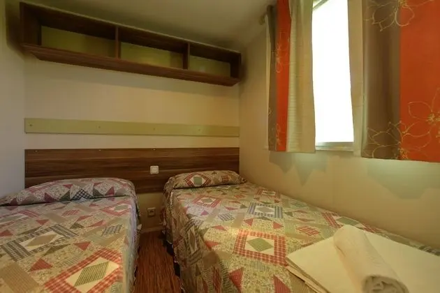 Bungalov, 2 Yatak Odası