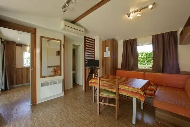 Bungalov, 2 Yatak Odası