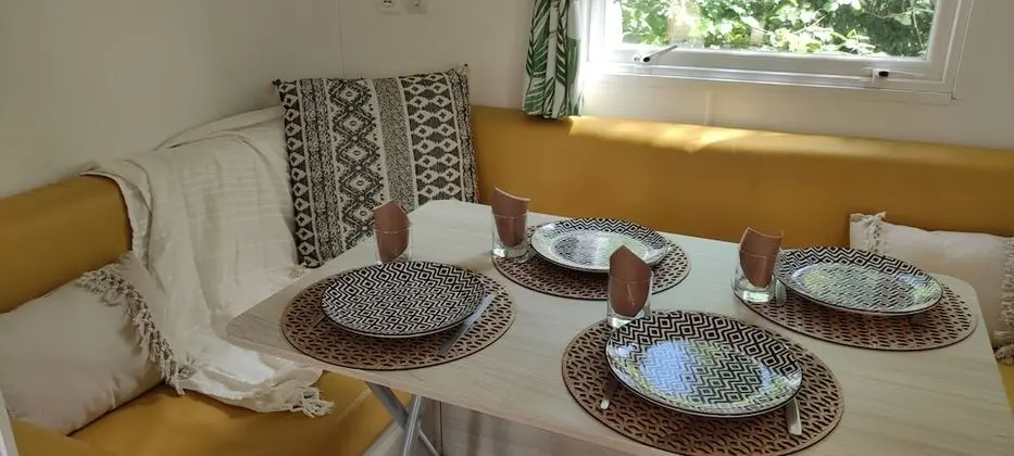 Karavan, Birden Çok Yatak, Sigara İçilmez