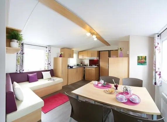 Classic Karavan (6 Adults)