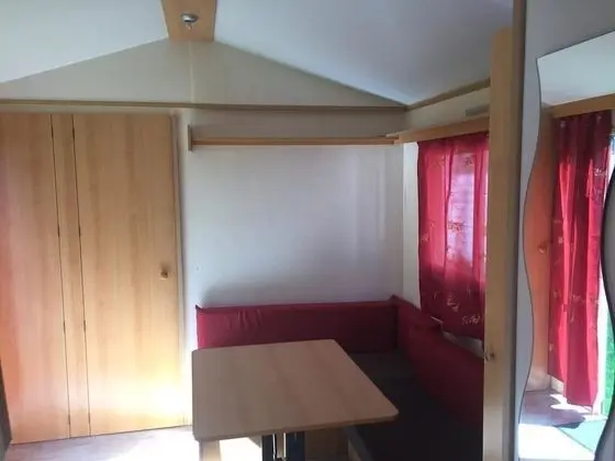 Karavan, 2 Yatak Odası, Bahçe Manzaralı