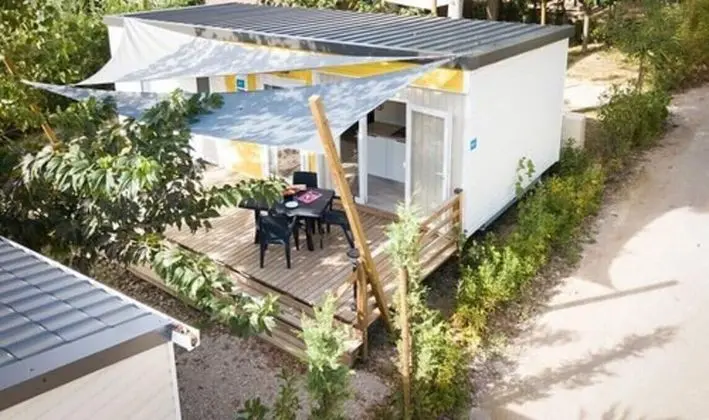 Comfort Karavan, 3 Yatak Odası (6 pers)