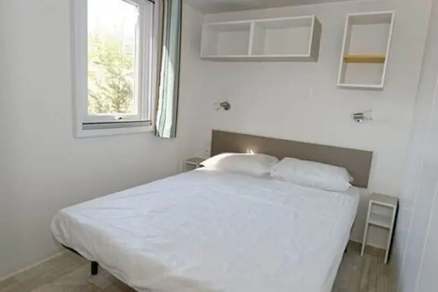 Comfort Karavan, 4 Yatak Odası (8 pers)