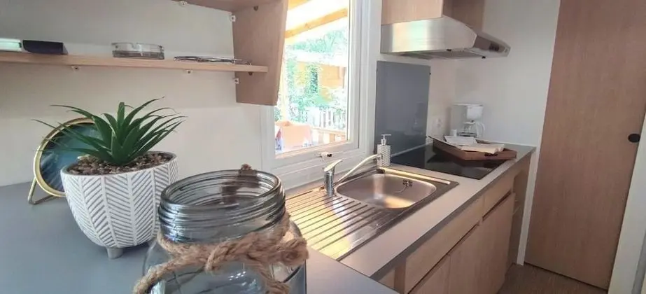 Comfort Karavan (4/6 personnes Evo 29)