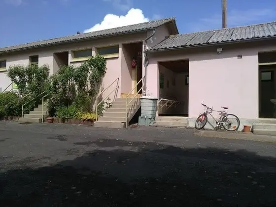 Dağ Evi, Birden Çok Yatak, Sigara İçilmez