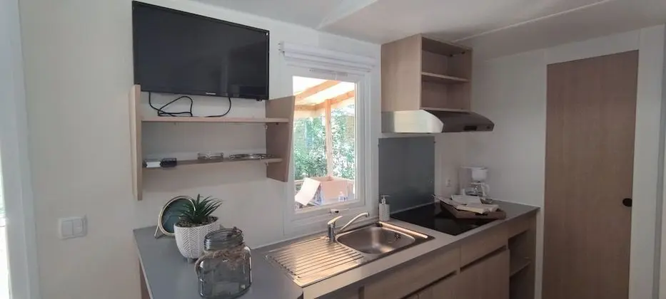 Karavan (EVO 27 A/C)