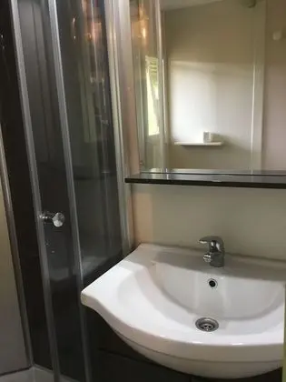 Dağ Evi, Birden Çok Yatak, Sigara İçilmez