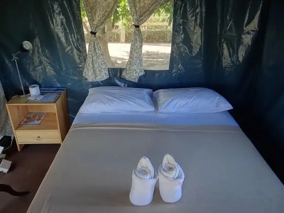 VIP Tent for 1 Person (Breakfast and Dinner Included)