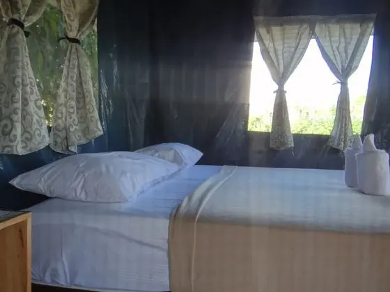 VIP Tent (Breakfast and Dinner Included)