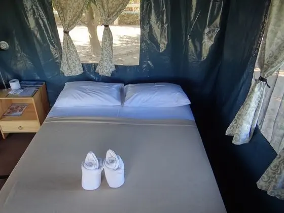VIP Tent (Breakfast and Dinner Included)