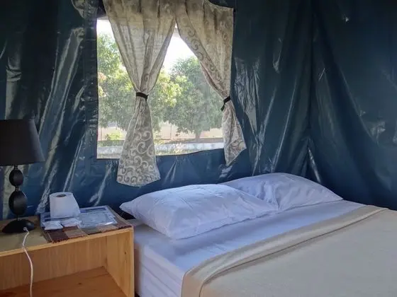 VIP Tent (Breakfast and Dinner Included)