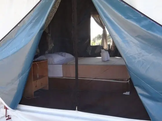 VIP Tent (Breakfast and Dinner Included)