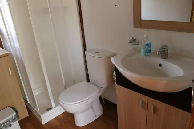 Bungalov (2 Adults - No Kitchen)