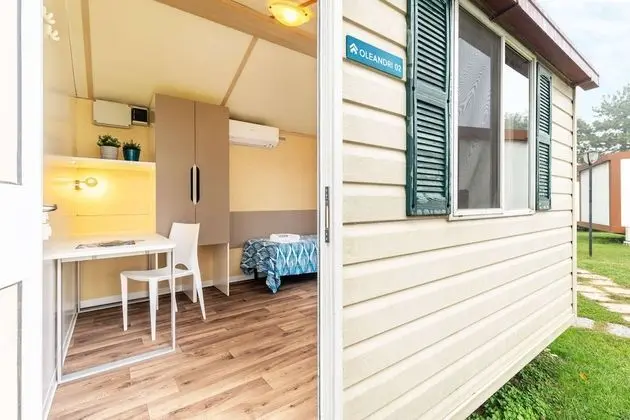 Basic Karavan, 2 Tek Kişilik Yatak, Özel Banyo