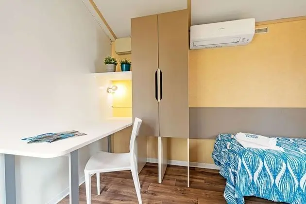 Basic Karavan, 2 Tek Kişilik Yatak, Özel Banyo