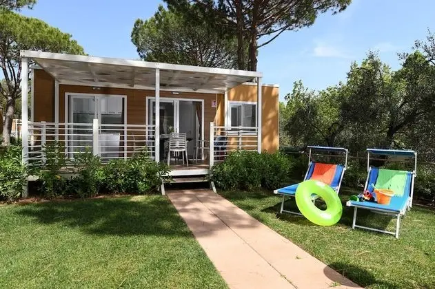 Bungalov (Trendy)