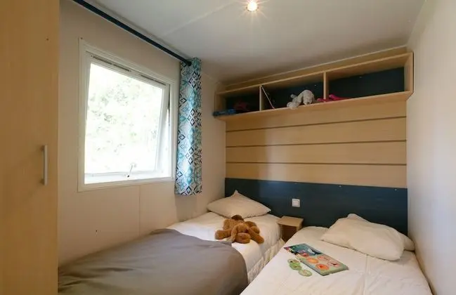 Standard Kır Evi, Birden Çok Yatak, Sigara İçilmez