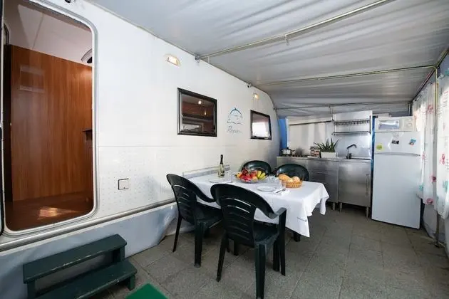 Basic Karavan, 2 Yatak Odası (Caravan Burstner)