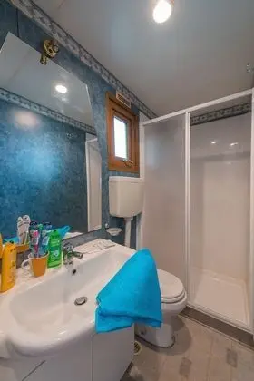 Karavan, 2 Yatak Odası, Bahçe Manzaralı