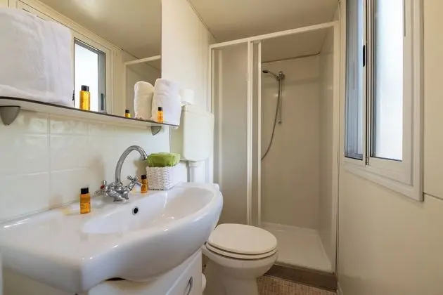 Karavan, 2 Yatak Odası, Bahçe Manzaralı