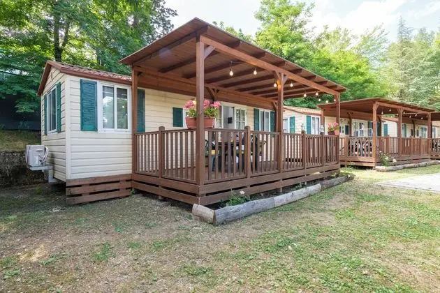 Karavan, 2 Yatak Odası, Bahçe Manzaralı