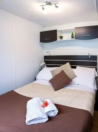 Karavan (6 adults)