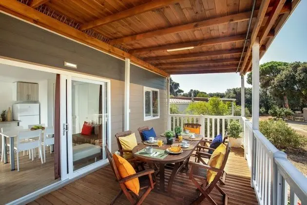 Deluxe Kır Evi