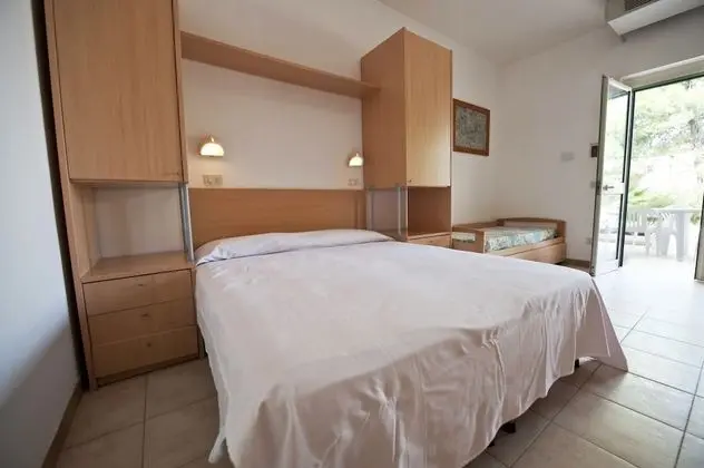 Stüdyo, Plaj Kenarı (Rubino)