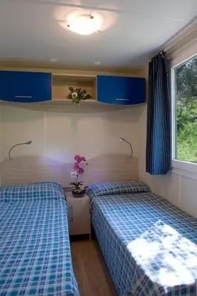 Superior Karavan, 2 Yatak Odası, 2 Banyolu, Havuz Kenarı