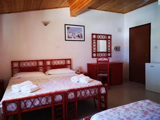 Tek Büyük veya İki Ayrı Yataklı Oda (Air Conditioning)