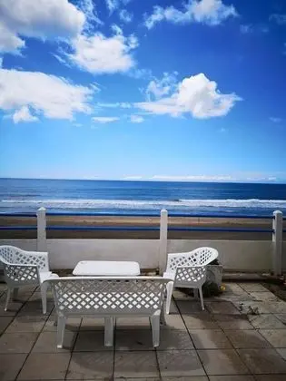 Karavan, 1 Büyük (Queen) Boy Yatak ve Çekyat, Veranda (ADRIA)