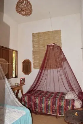 Üç Kişilik Oda
