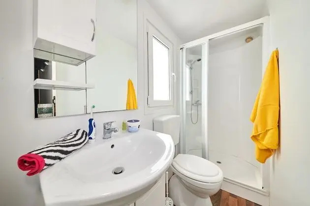 Karavan, 2 Yatak Odası, Havuz Kullanımı
