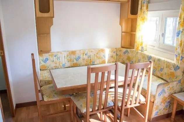Karavan, 2 Yatak Odası, Teras (6 pax)