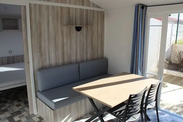 Premium Karavan, 2 Yatak Odası, Engellilere Uygun, Sigara İçilmez