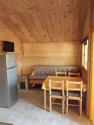 Dağ Evi (Les Pétales d'Or)