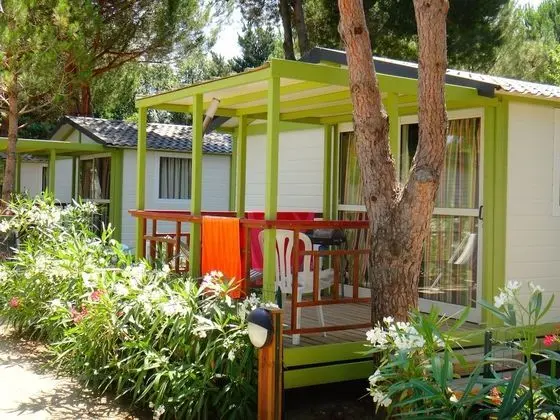 Comfort Karavan, 2 Yatak Odası (5 persons)