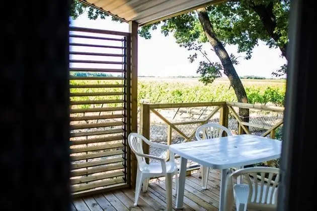 Karavan (Mobile Home 2)