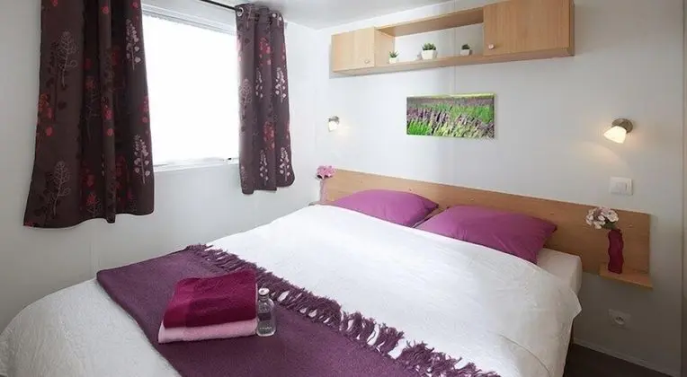 Kır Evi, 2 Yatak Odası (Loggia - Bord de Lac - 4/6 Pers)