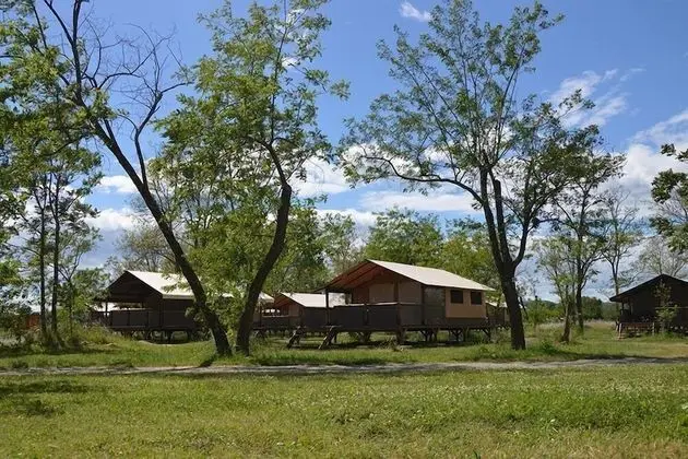 Çadır (Lodge Victoria)