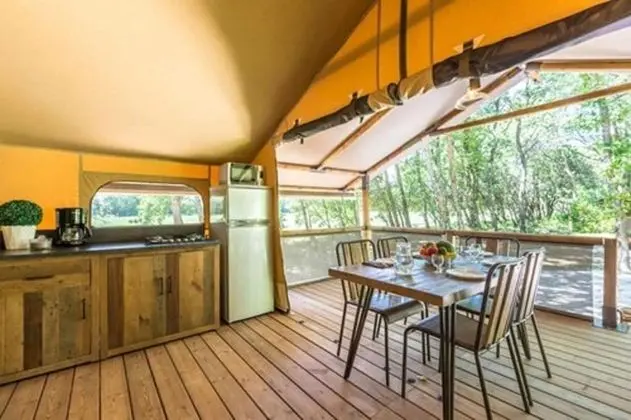Comfort Karavan (Kenya Plus)