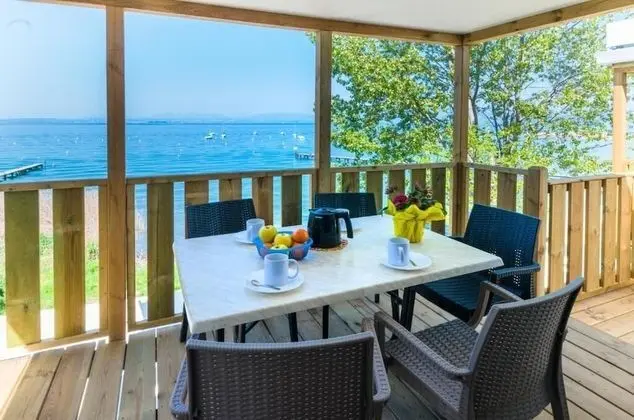 Karavan, Veranda, Göl Manzaralı