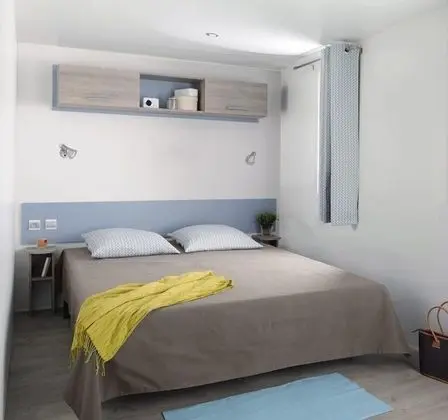 Karavan (Emeraude, 4 persons)