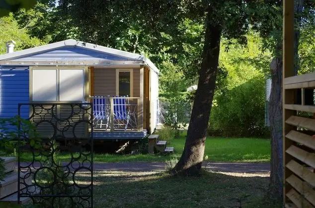 Premium Karavan, 2 Yatak Odası, Sıcak Su Havuzu