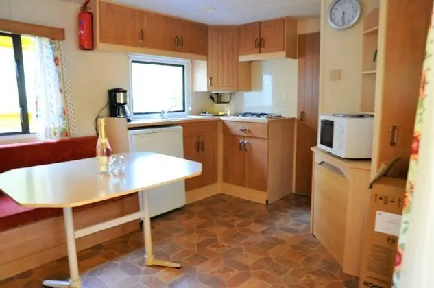 Basic Karavan, 2 Yatak Odası, Sigara İçilmez, Balkon/Veranda